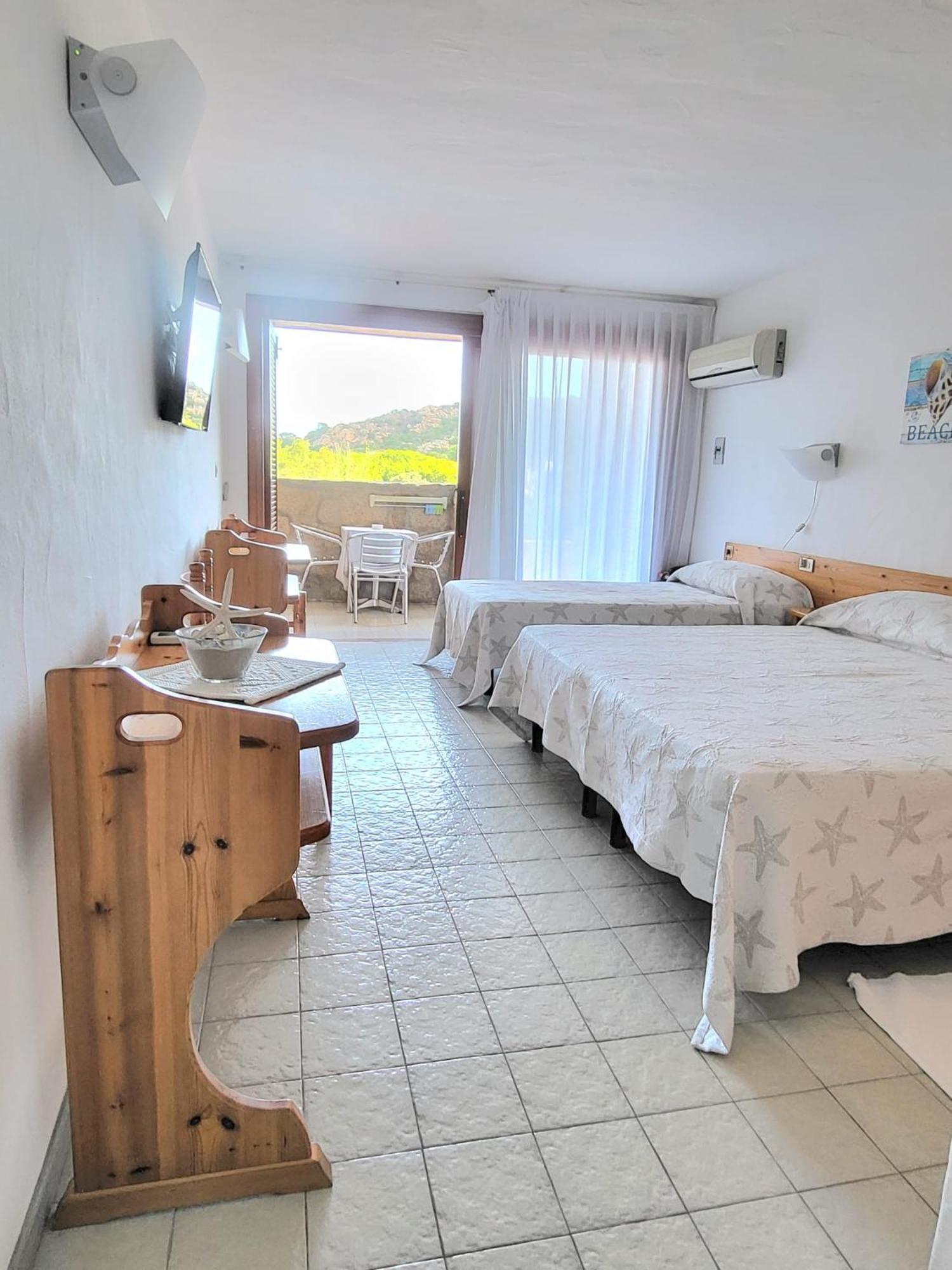 Hotel Olimpia Baja Sardinia Eksteriør bilde