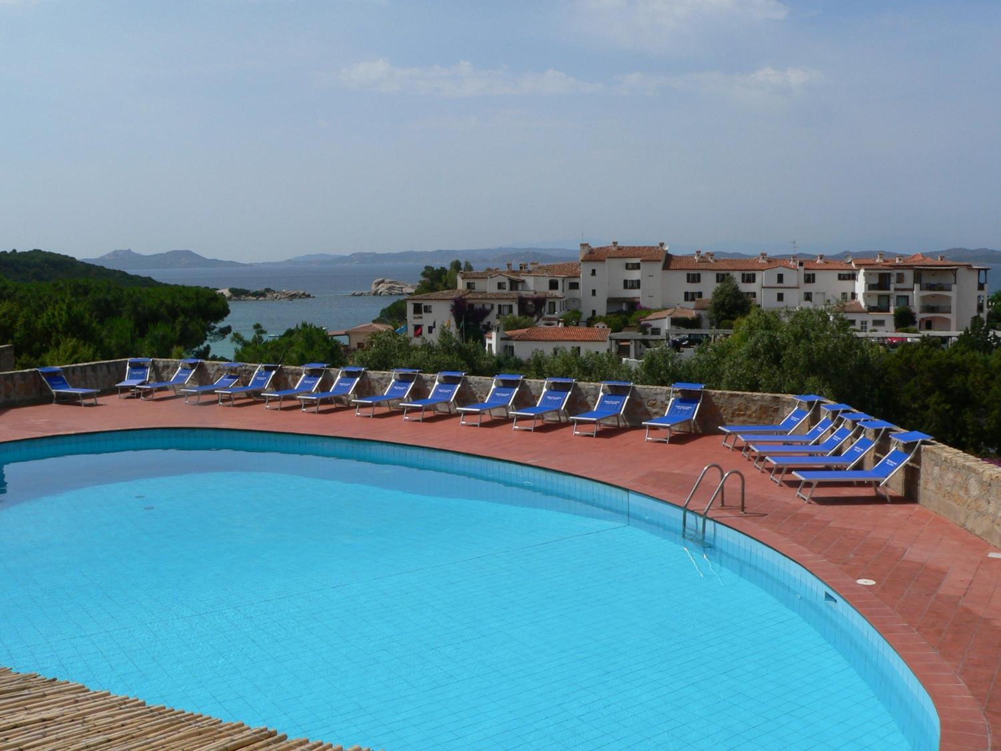 Hotel Olimpia Baja Sardinia Eksteriør bilde